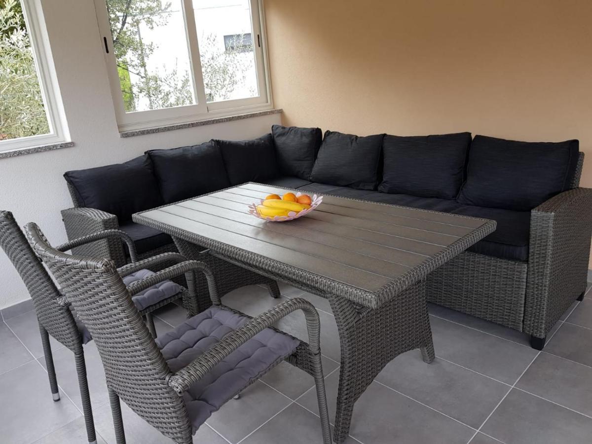 Relax Zone III Apartment Malinska Exterior photo